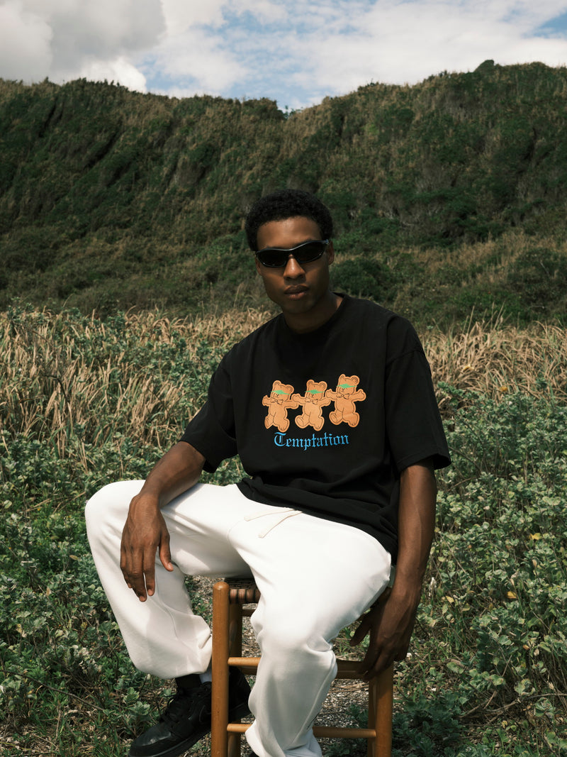 TEMPTATION SHORT SLEEVE T-SHIRTS / BLACK